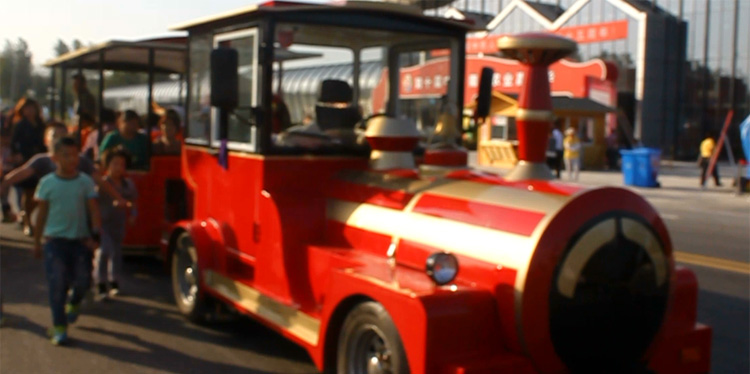 江蘇南京雨發(fā)生態(tài)園觀光小火車(chē)